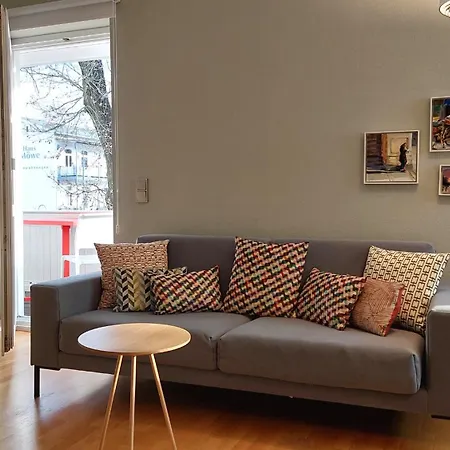 Haus Volksbank By Rujana *