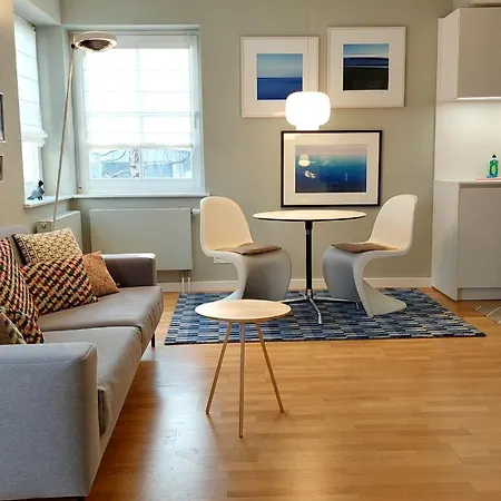 Haus Volksbank By Rujana *