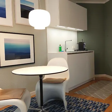 Haus Volksbank By Rujana