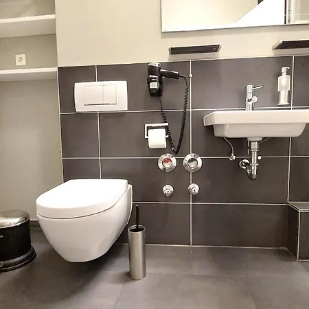 Haus Volksbank By Rujana