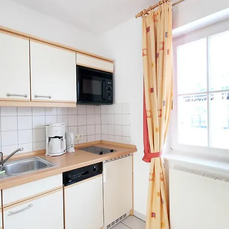 Haus Volksbank By Rujana *